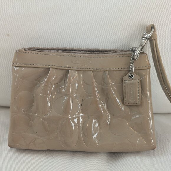 Vintage Coach Tote - Picture 3 of 6